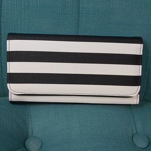 BN kut from the kloth wallet